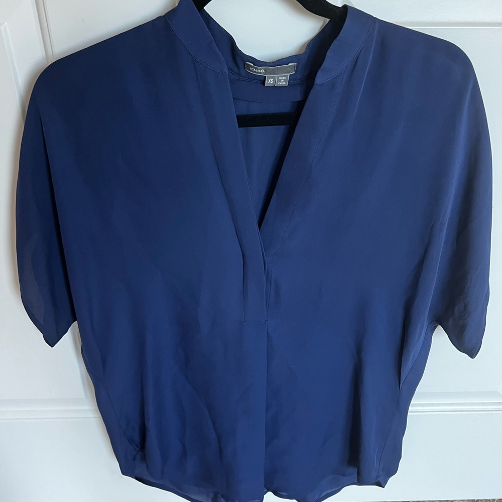 Vince blue silk blouse size xs